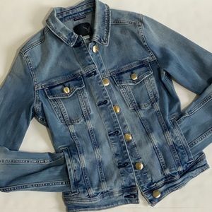 American Eagle Outfitters denim jacket